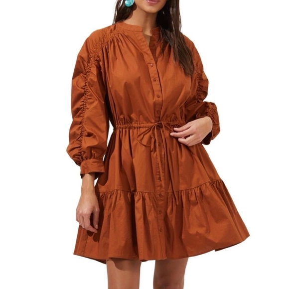 Astr Dresses & Skirts - NWT ASTR The Label Ruched Flounce Shirtdress Long Sleeve Buttoned Cognac S Small